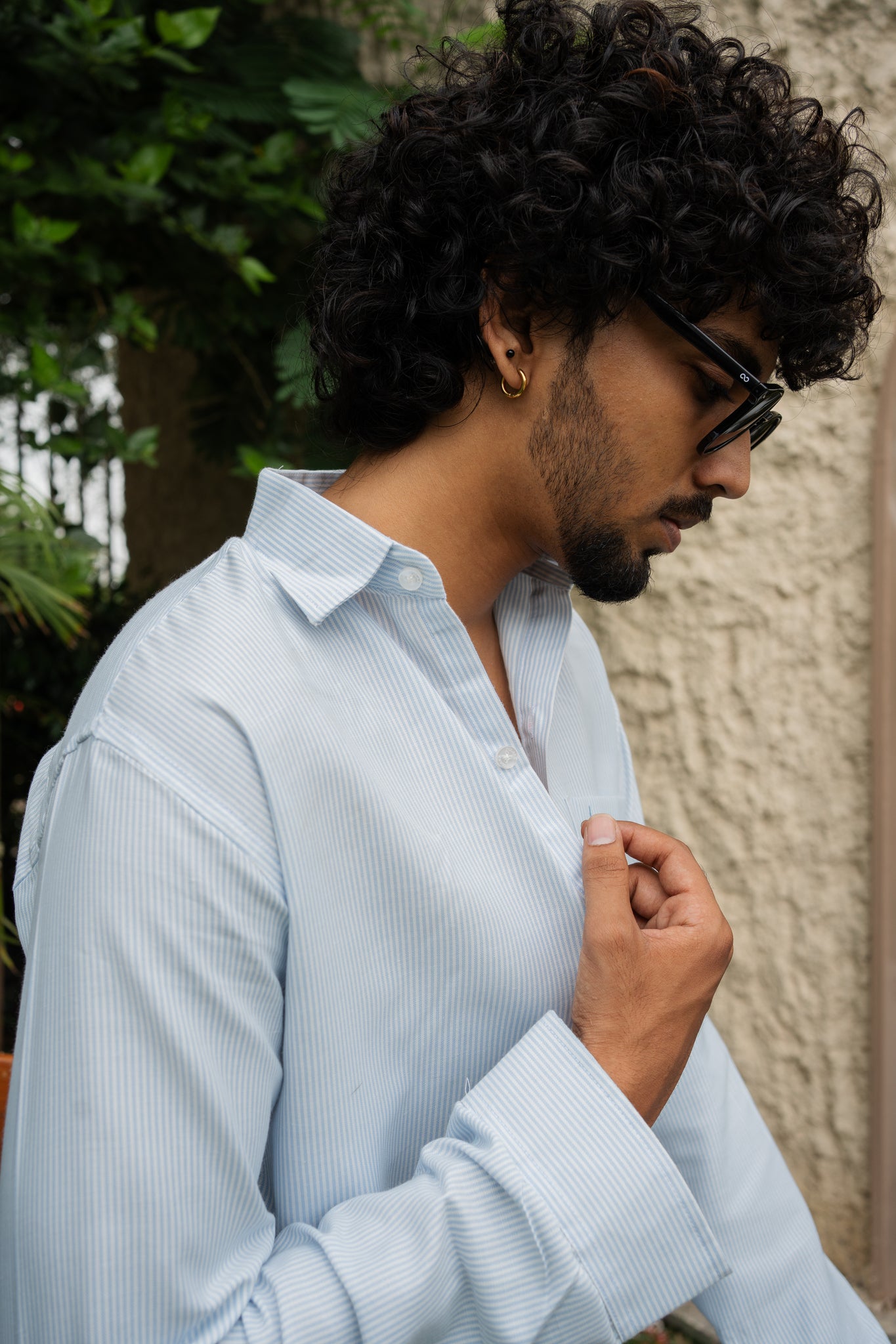 blue stripe shirt